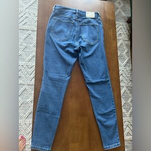 Everlane curvy high rise skinny jean - size 28